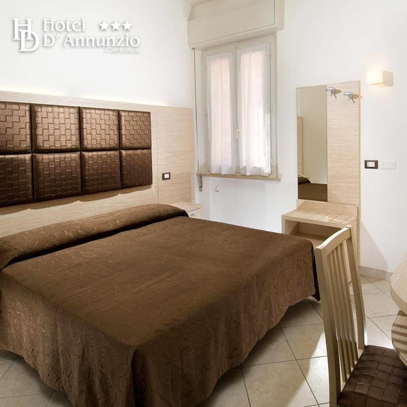 Hotel D'Annunzio Cattolica Extérieur photo