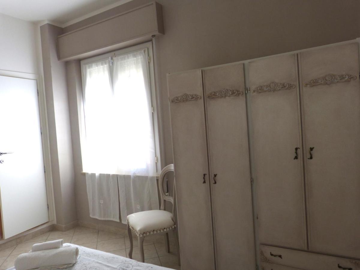 Hotel D'Annunzio Cattolica Extérieur photo