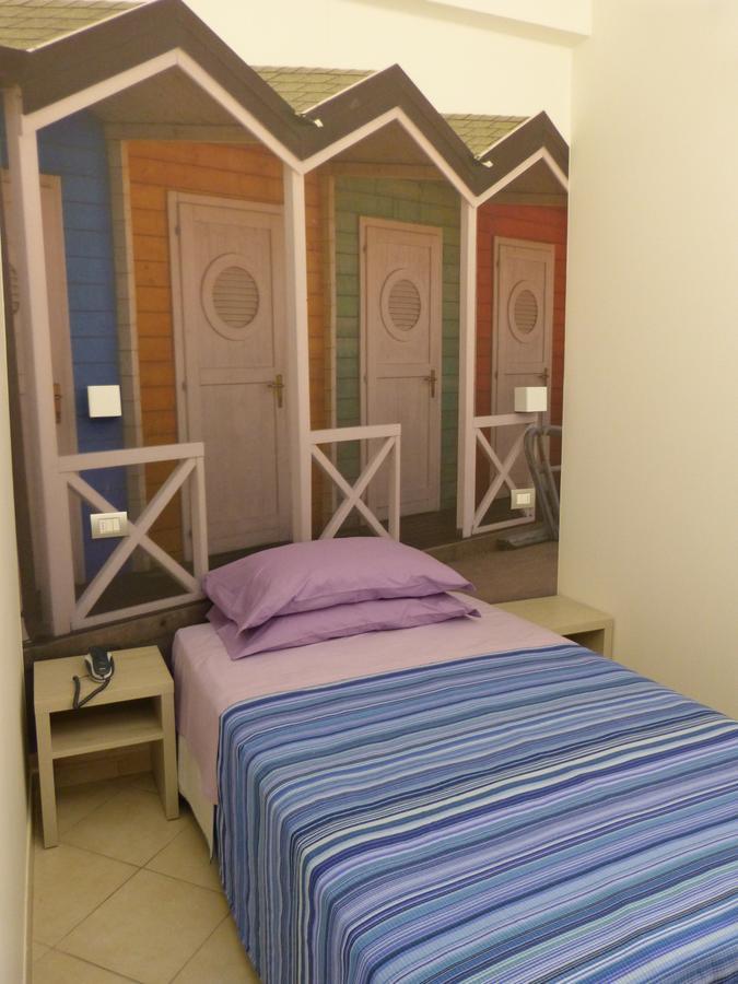 Hotel D'Annunzio Cattolica Extérieur photo